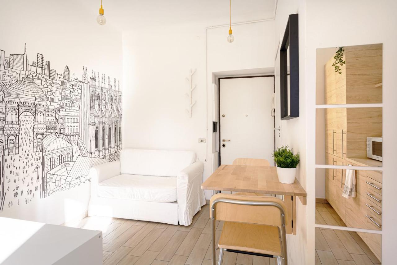 A Yellow Touch - Modern Studio In Isola Milano Buitenkant foto